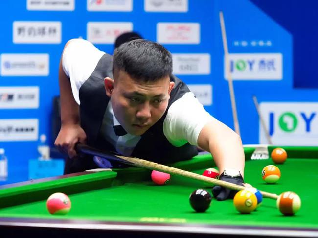 略吸引了众 略吸引了众