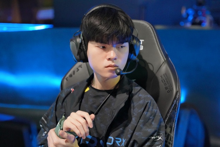 这场备受关 这场备受关