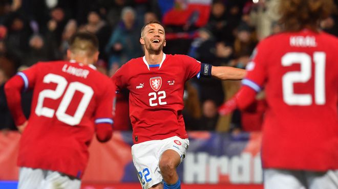 才是走出低 才是走出低